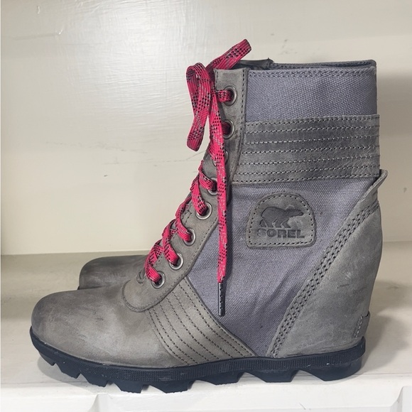 Sorel Women’s Lexie Wedge Waterproof Lug Sole Boots Size 8.5 - Picture 7 of 12